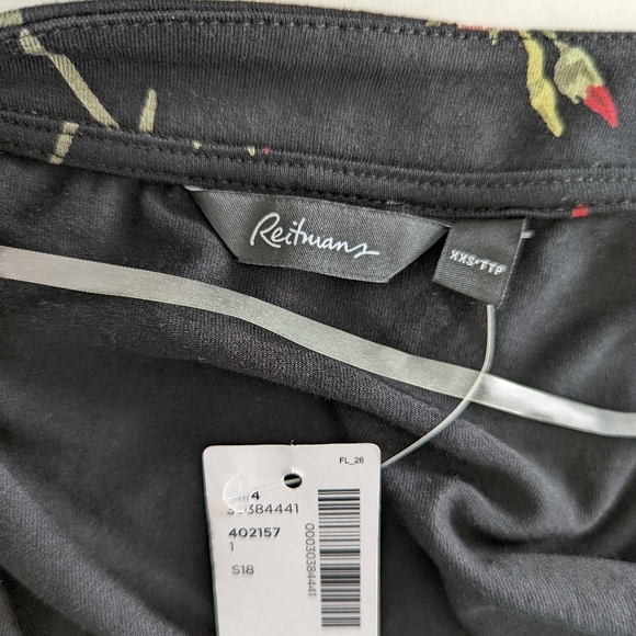 Beautiful floral dress from Reitmans, XXS - Picture 8 of 8